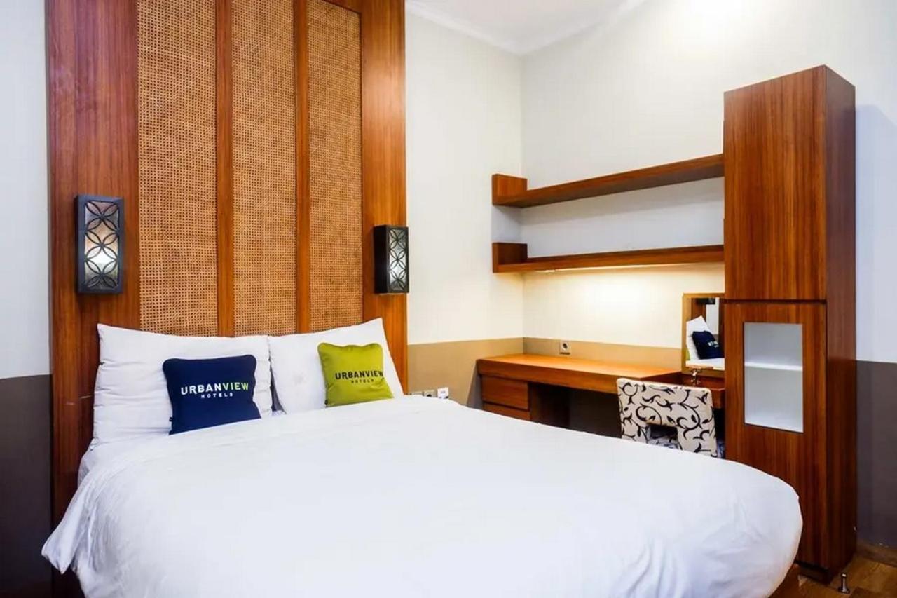 Urbanview Rumah Kandjani Yogyakarta Kejayan ภายนอก รูปภาพ